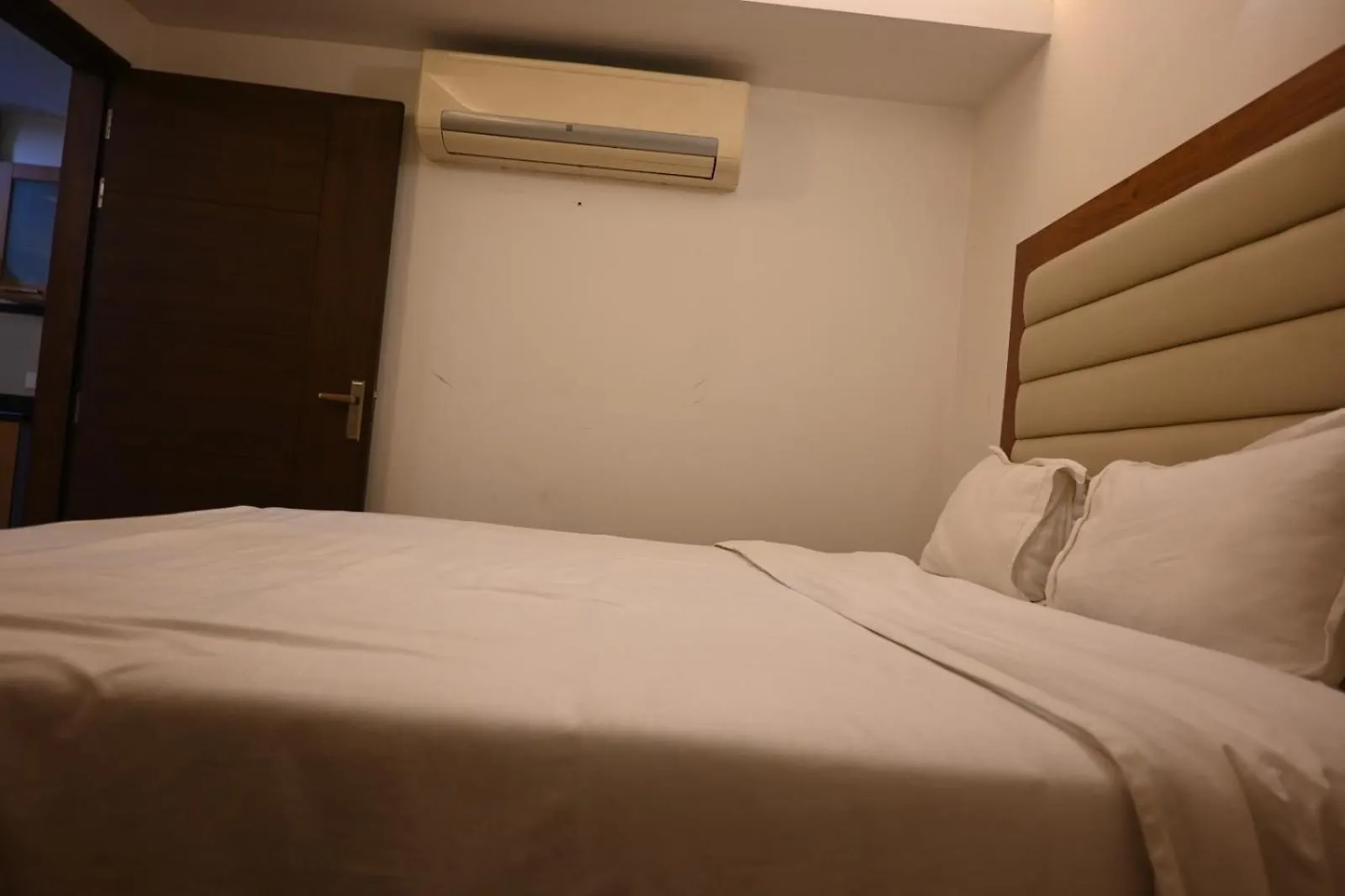 Studio And 1Bhk Apartments 구르가온
